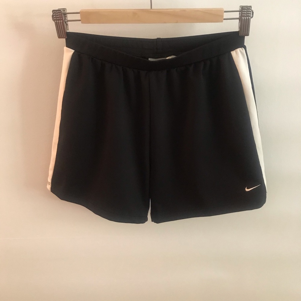 Nike stripe short